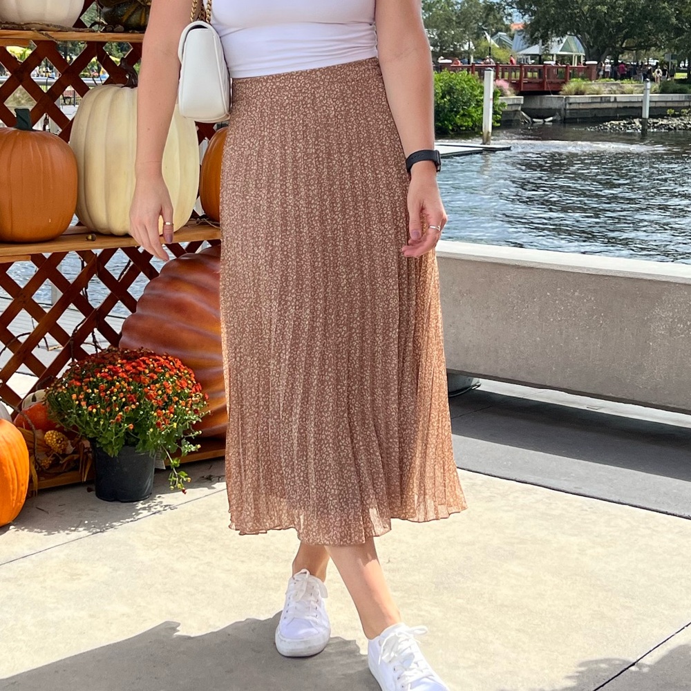 Tan Maxi Pleated Skirt Size M